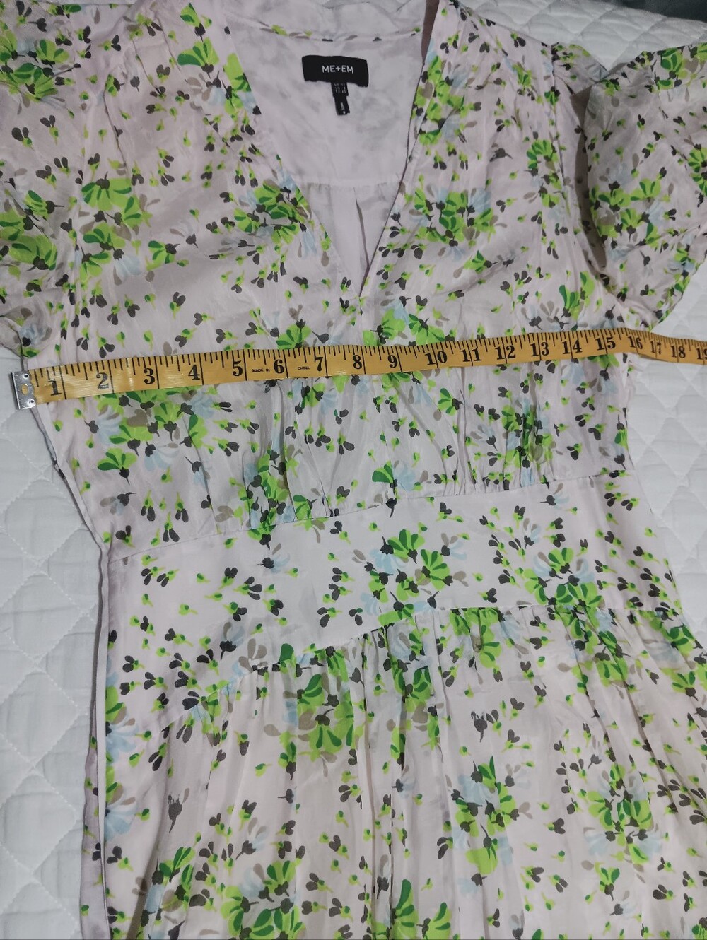 ME+EM Soft Pink- Green Floral Midi Dress. Pockes, Zipper On Side, V-neck Size 8 - Picture 14 of 16